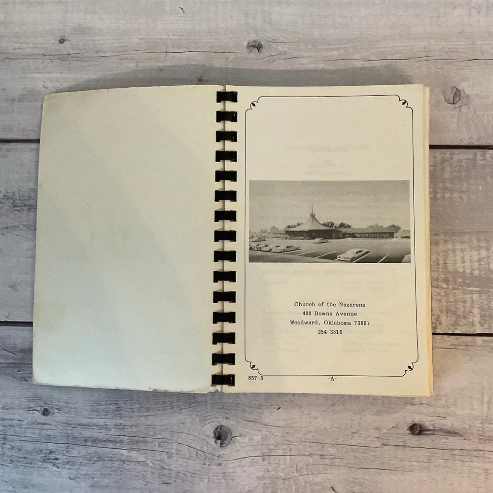 Country Cookbook Church Of The Nazarene‎ Woodward Oklahoma 1984 Recipes